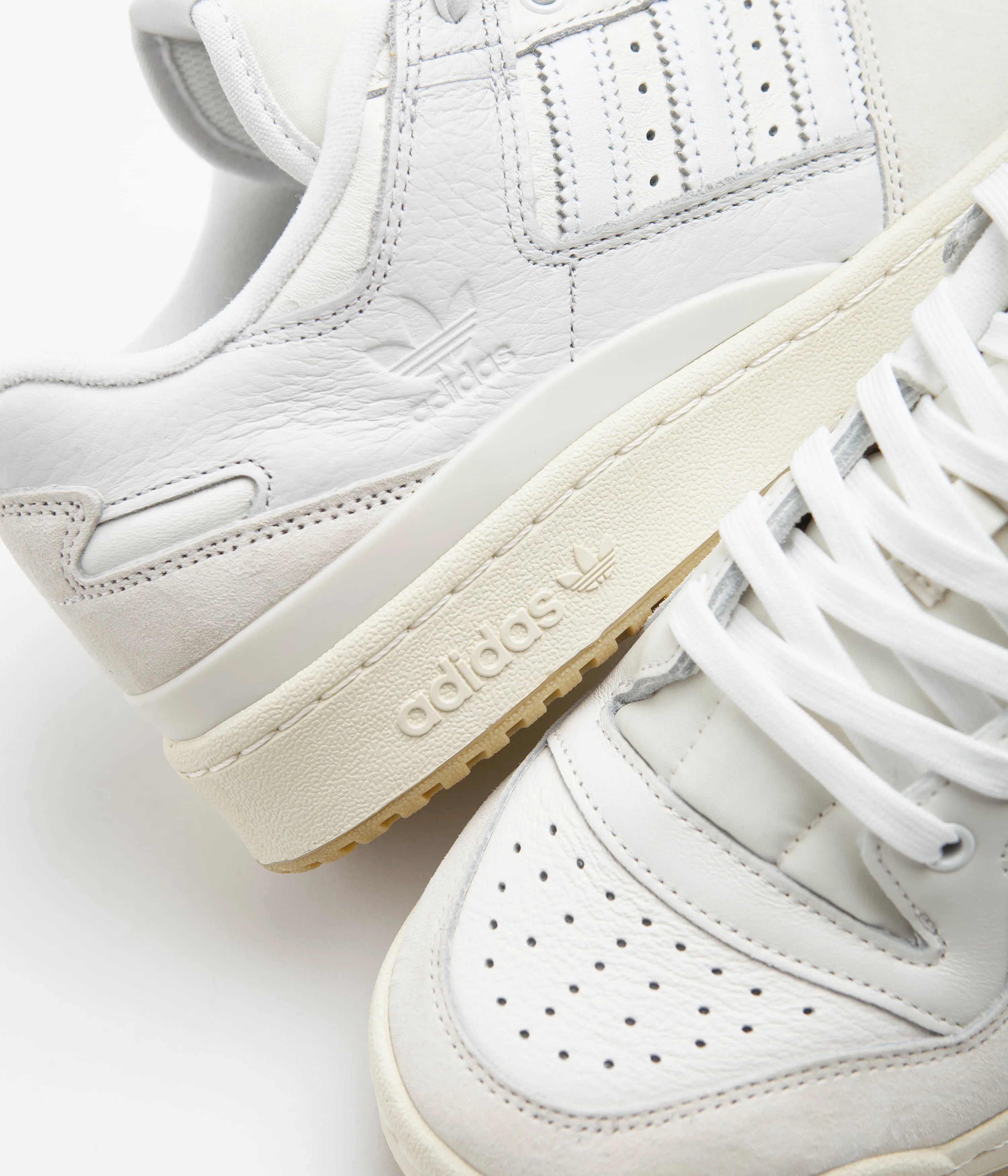 Adidas Forum 84 Low ADV Shoes - Chalk White / White / Cloud White