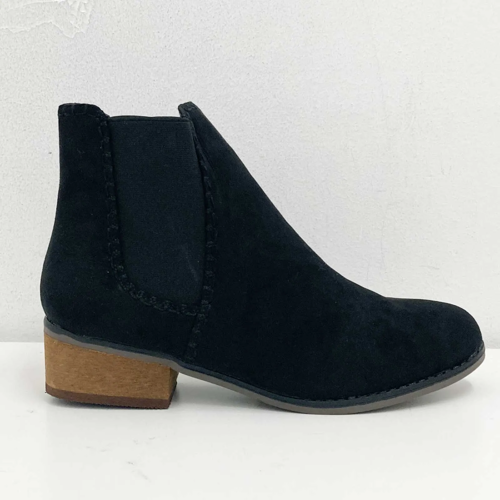 Dolcis Pasha Boots UK 5 Black Chelsea Ankle Faux Suede Low Heel
